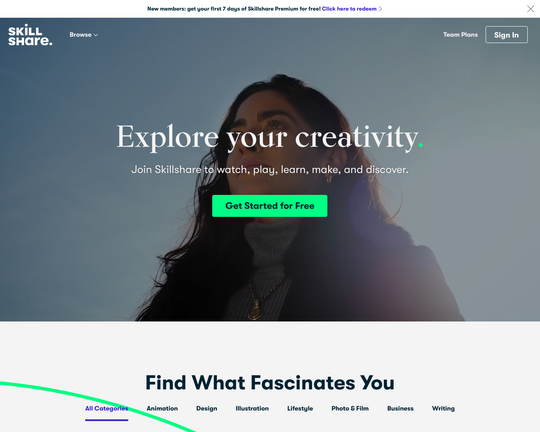 Aulas Online com Skillshare em design, fotografia e muito mais Logo